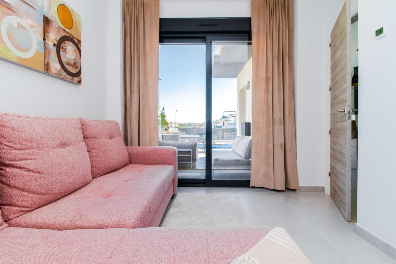 Villa De Lujo Con Piscina 오리후엘라 외부 사진
